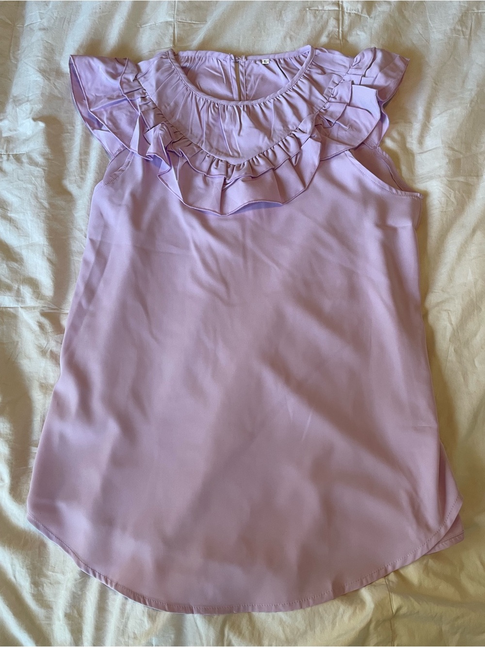 Lilac Ruffle Neck Sleeveless Blouse Size Large